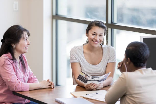 Atrae más estudiantes: aprovecha las experiencias de tus alumnos